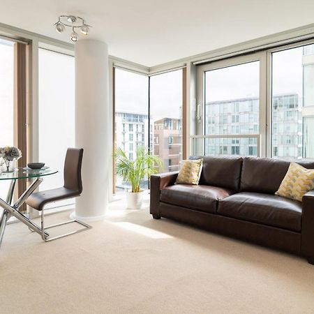 City Stay Apartments - Hub Милтон-Кейнс Экстерьер фото