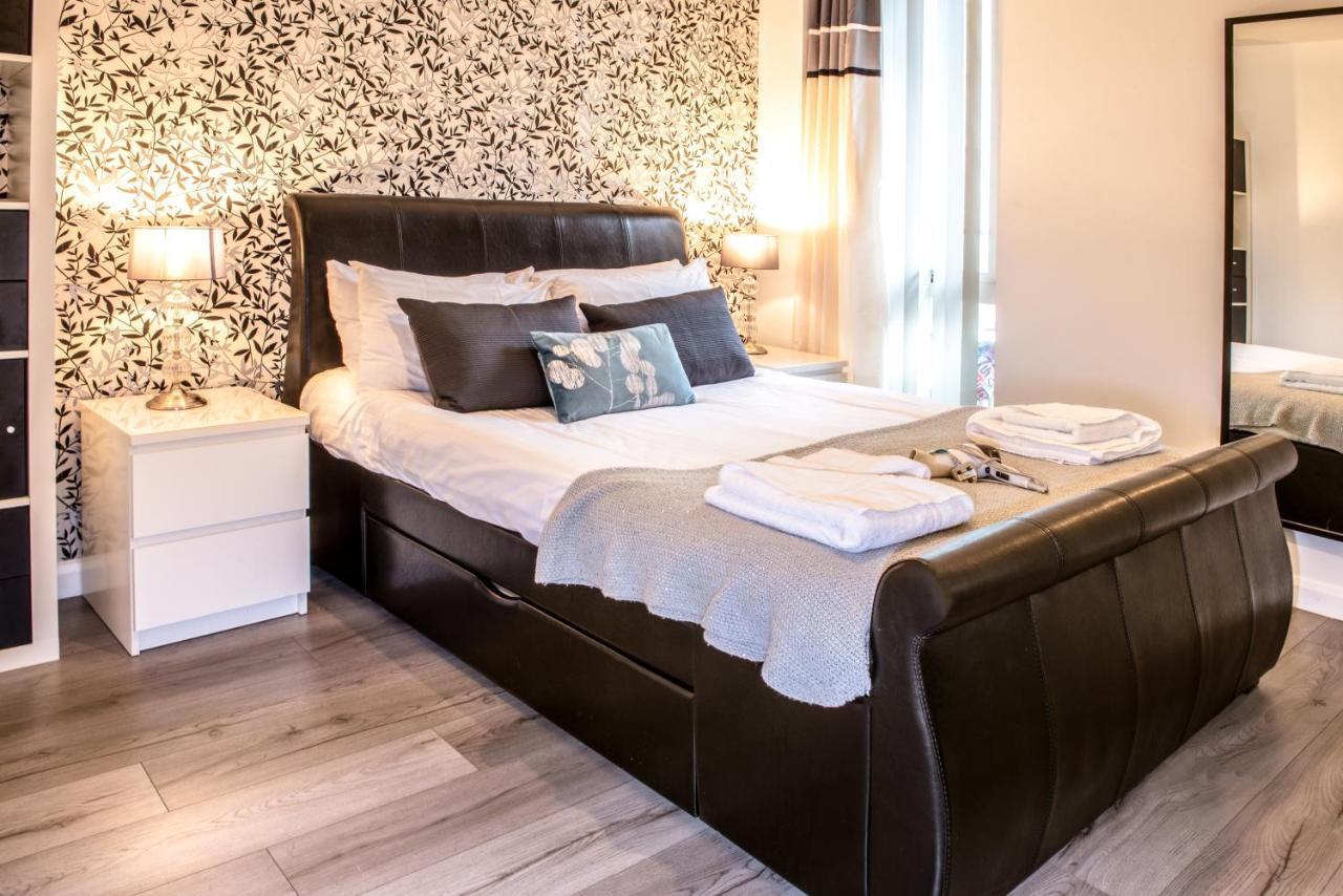 City Stay Apartments - Hub Милтон-Кейнс Экстерьер фото