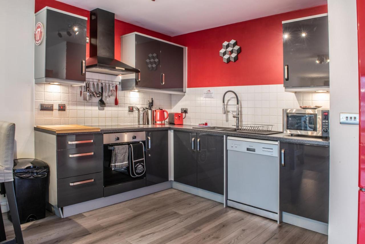 City Stay Apartments - Hub Милтон-Кейнс Экстерьер фото