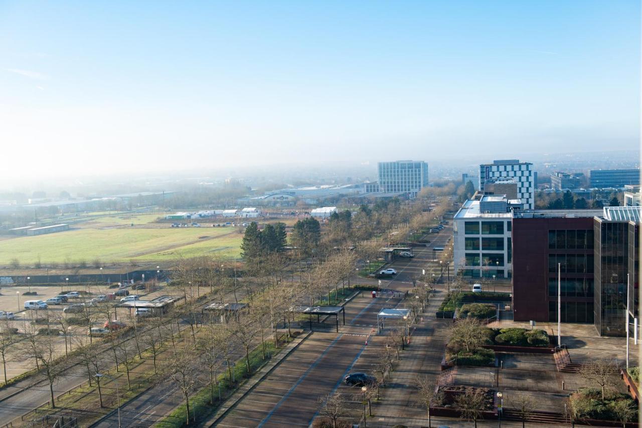 City Stay Apartments - Hub Милтон-Кейнс Экстерьер фото
